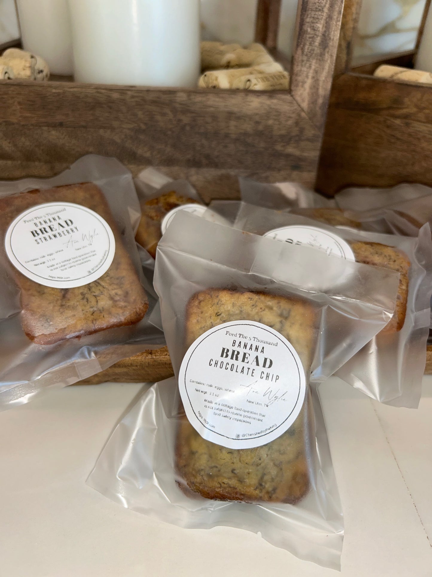 6 Gourmet Miniis Banana Bread Loafs (Handmilled)